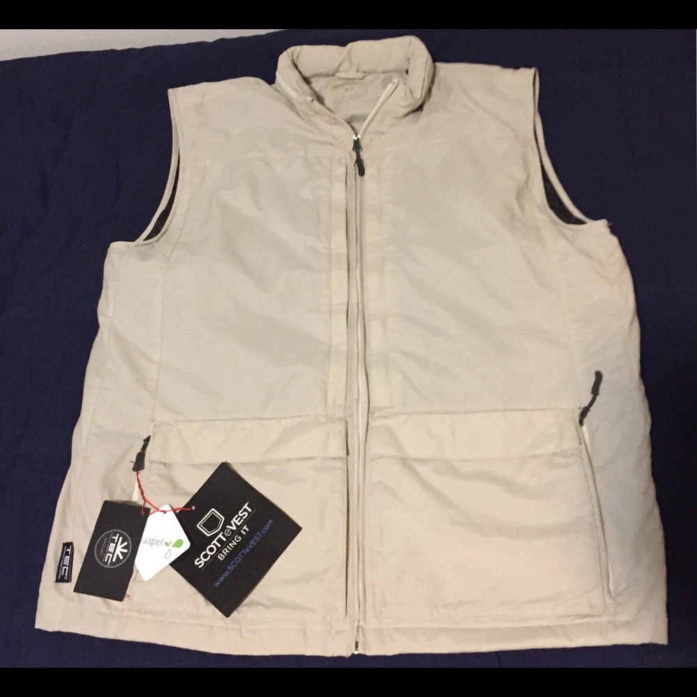 Scottevest QUEST size XL. Brand new with tags!